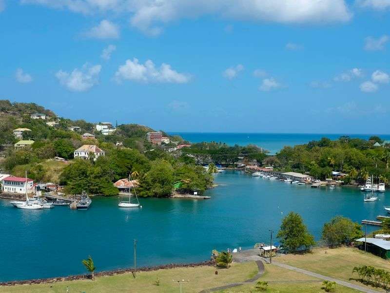 Hogyan jutok el Saint Luciára?