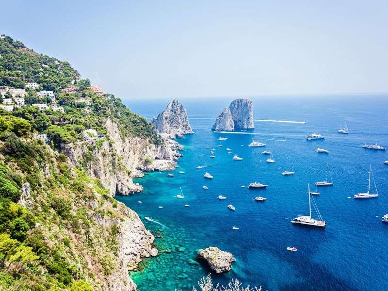Vitorlázás Capri szigetén