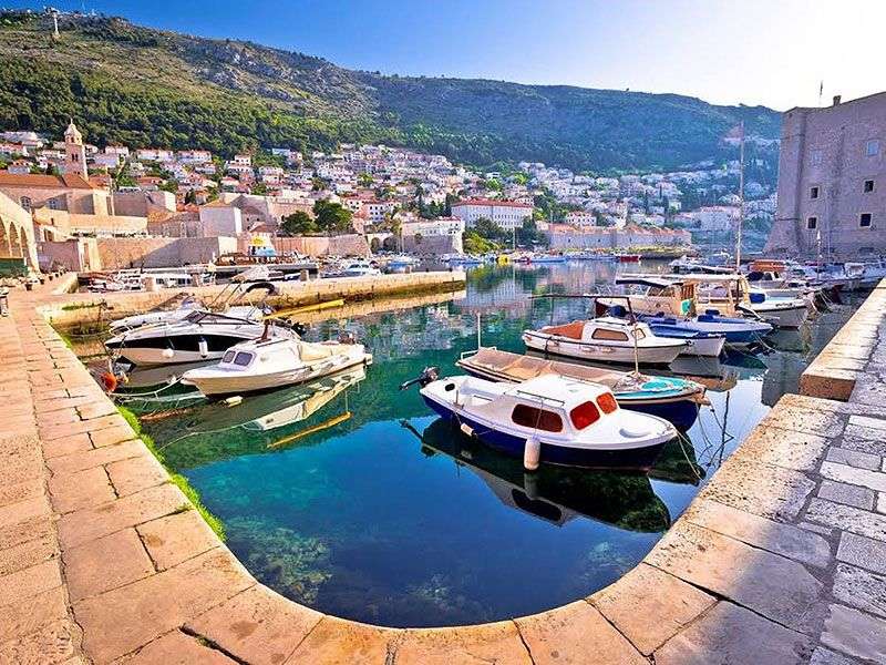 Kikötők Makarska közelében