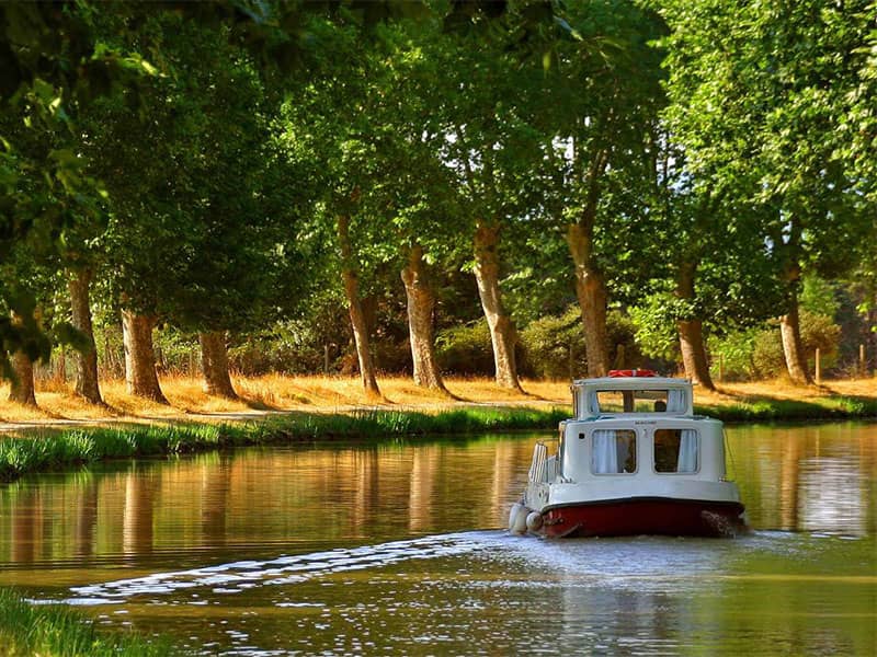 Csatornahajó bérlés Canal Du Midiben